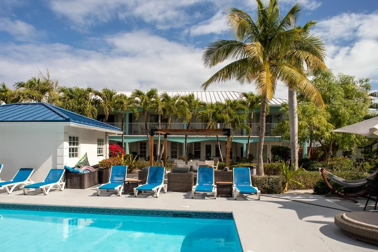 Island Club Turks & Grace Bay Place Aparthotel