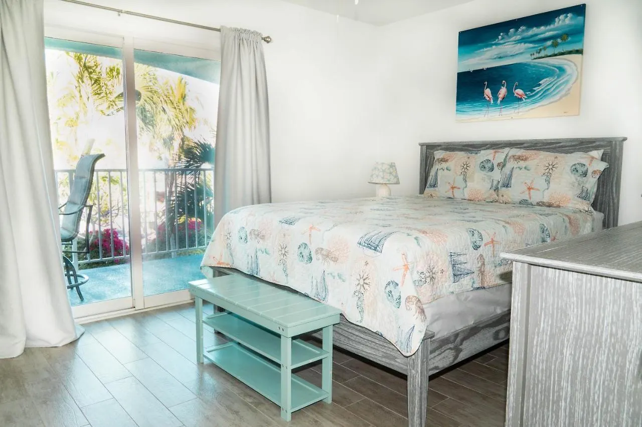 Island Club Turks & Grace Bay Place Aparthotel
