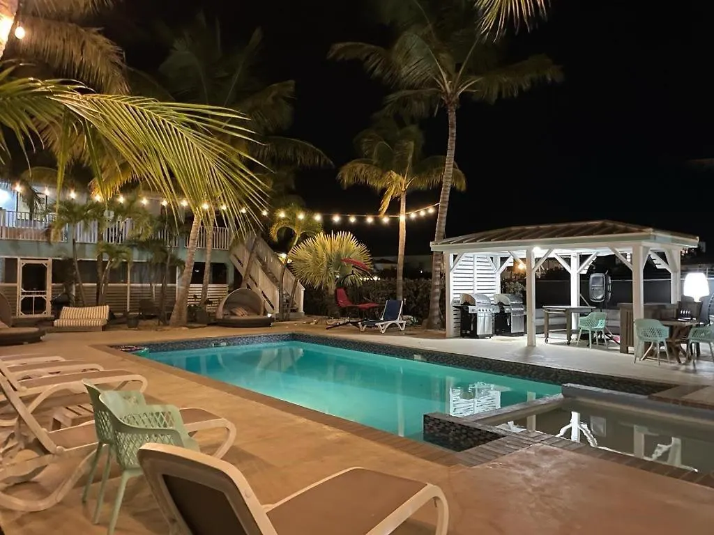 Island Club Turks & Grace Bay Place Aparthotel
